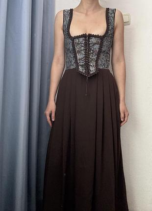 Вінтажна сукня шерстяна сарафан коричневий з корсетом rose dirndl aus bayern австрія