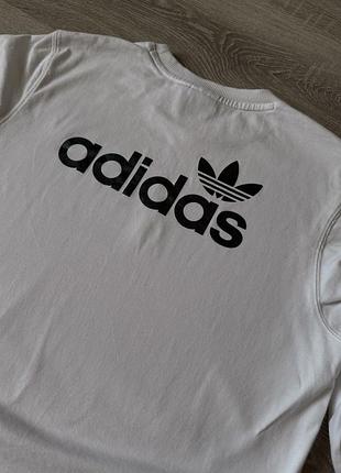 Світшот від adidas з логотипом на спині5 фото