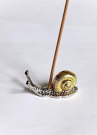 Подставка "улитка" для благоухания. улитка для маленьких ароматических палочек