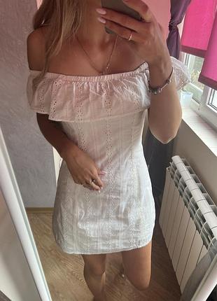 Платье из прошвы