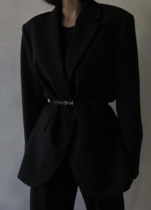 Розкішний стильний шерстяний оверсайз піджак жакет з чоловічого плеча від бренду biaggini