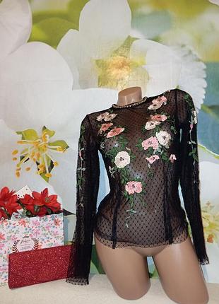 Шикарный гольф / сеточка с цветами от бренда topshop