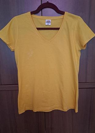 Футболка  жіноча  жовтого  кольору