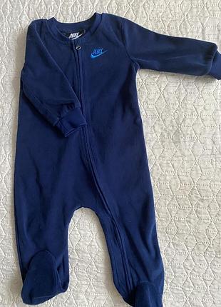 Чоловічок nike