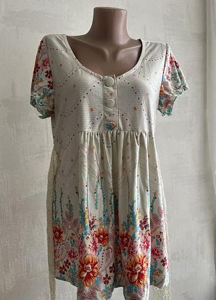 Блузка нарядна бежева з квітковим принтом la redote s m l гарний стан