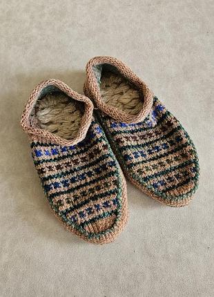 Вовняні в'язані капці