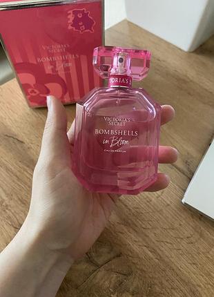 Парфуми bombshells in bloom від victoria's secret
