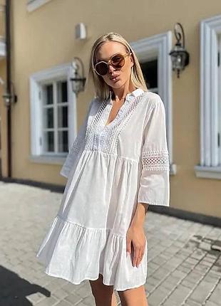 Літня сукня з мереживом в білому кольорі