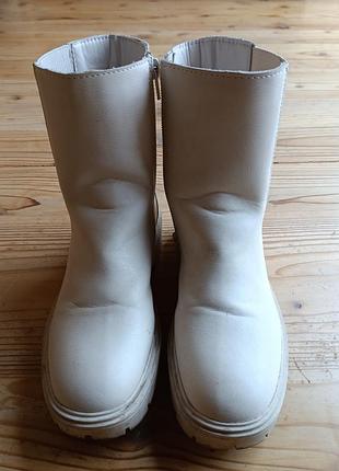 Черевики білі для дівчинки primark 32