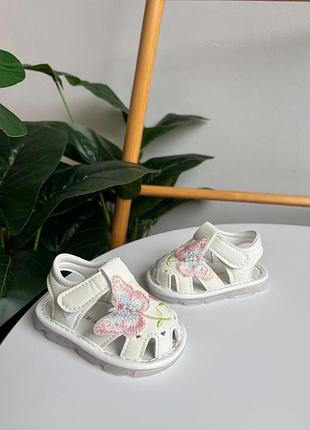 Босоножки для девочки 2