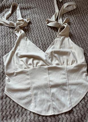 Топ на завʼязках