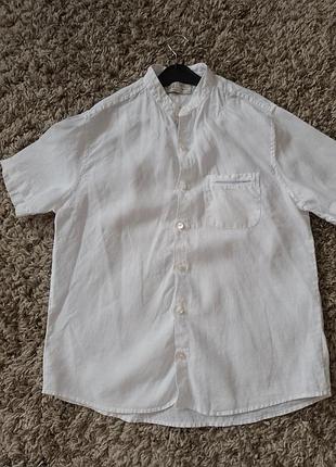 Сорочка чоловіча біла.