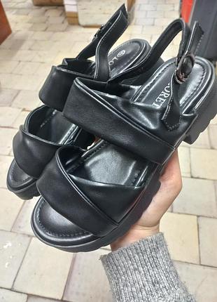 Босоножки loretta черные (э178-1)