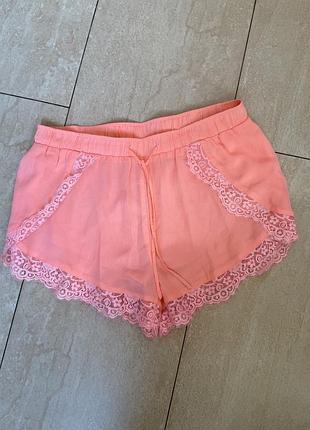 Спокусливі шорти
