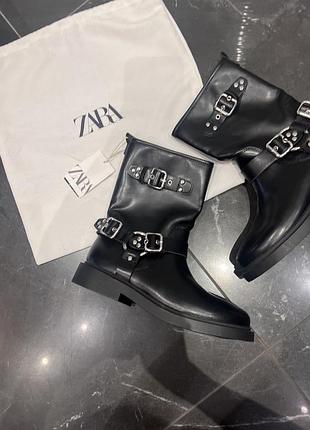 Чоботи дитячі