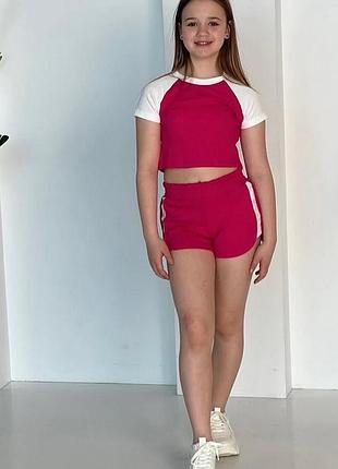 Костюм для дівчинки футболка укорочена + шорти
