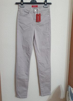 Фирменные брюки guess дудочки