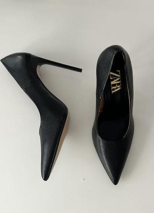 Туфлі лодочки / човники zara