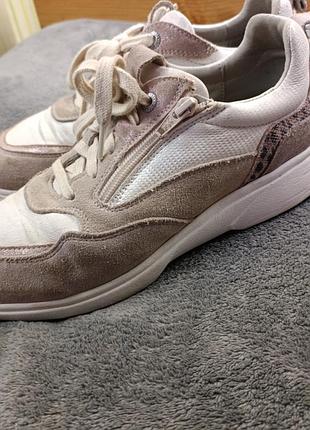 Кроссовки из натуральной кожи и замши, подойдут на широкую ногу с высоким подъемом, стелька 27 см