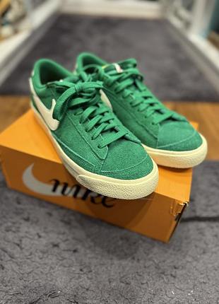 Кросівки nike