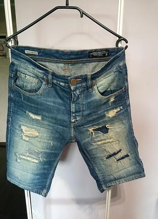 Якісні шорти від гарного бренду