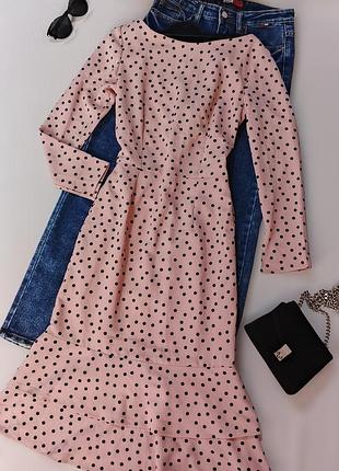 Красивое платье в горошек