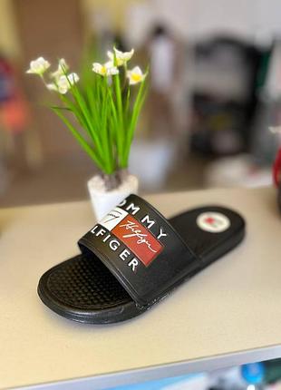 Шлепки, шльопанці томі хілфігер