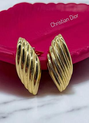 Винтажные клипсы christian dior. клипсы винтаж dior