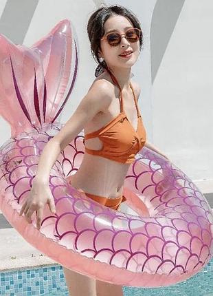 Рожевий великий надувний круг