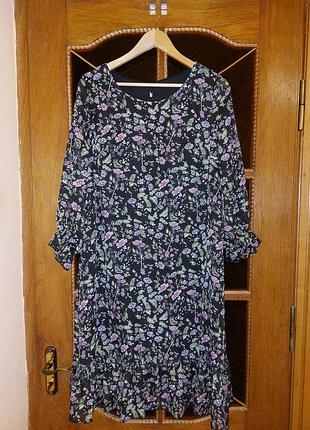 Нежное шифоновое платье. 50 г.