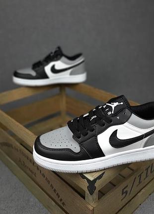 Кросівки    nike air jordan 1 low низькі розпродаж sale