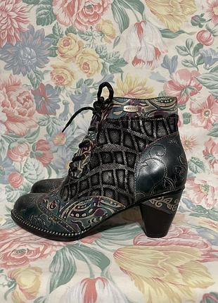 Черевички шкіра