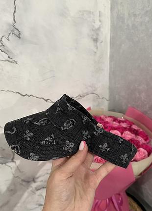 Козырек от солнца кепка кепи guess