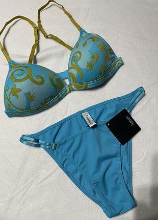 Набор бюст+ бикини купальник unno