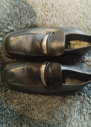 Шкіряні,дуже якісні чоловічі туфлі.европа.