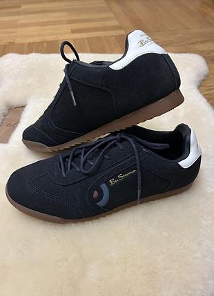 Кросівки оригінальні