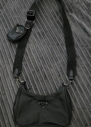 Сумка  prada через плече