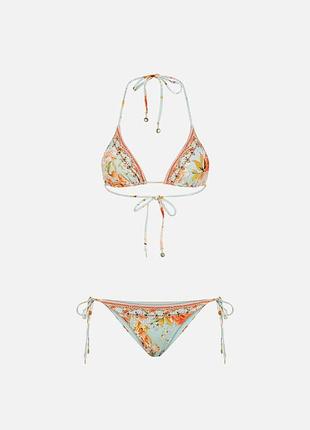 Нежный раздельный купальник с чашками