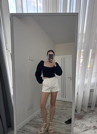 Кофта з пишними рукавами воланами