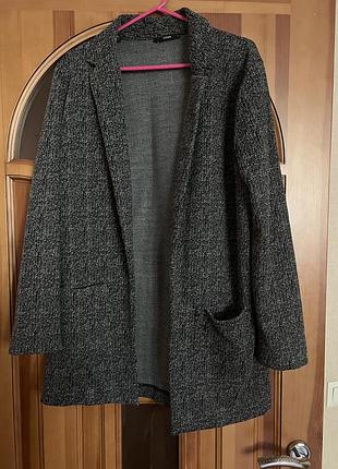 Жіночий піджак