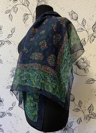 Bally прозора шовкова хустка