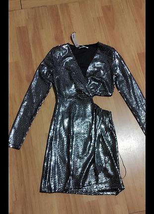 Платье вечернее