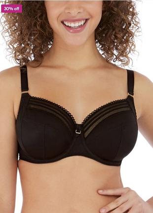 Фирменный бюстик на косточках мягкая чашка. freya