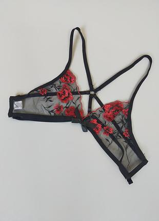 Shein лиф бюстгальтер в цветочек красно черный с вышивкой