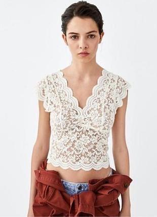 Топ із мережива