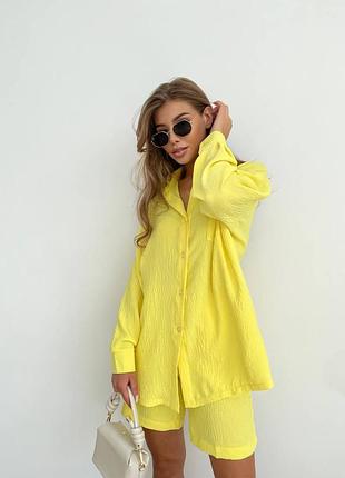 Яскравий костюм шорти на сорочка oversize на літо тканина жатка креп 42-46  48-50