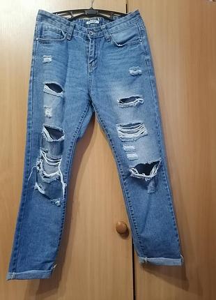Джинси  m. sara