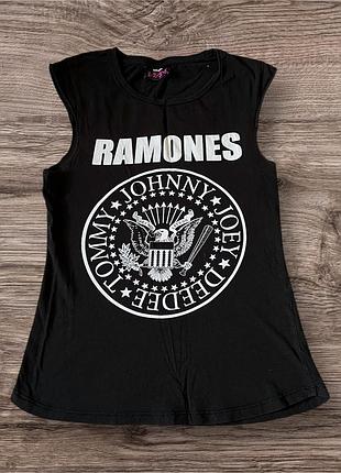 Футболка ramones