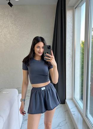 Жіночий костюм топ та шорти