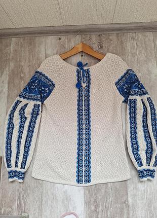 Вышиванка женская